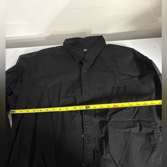 Uniqlo Black Dress Shirt Size XL - Picture 4 of 5